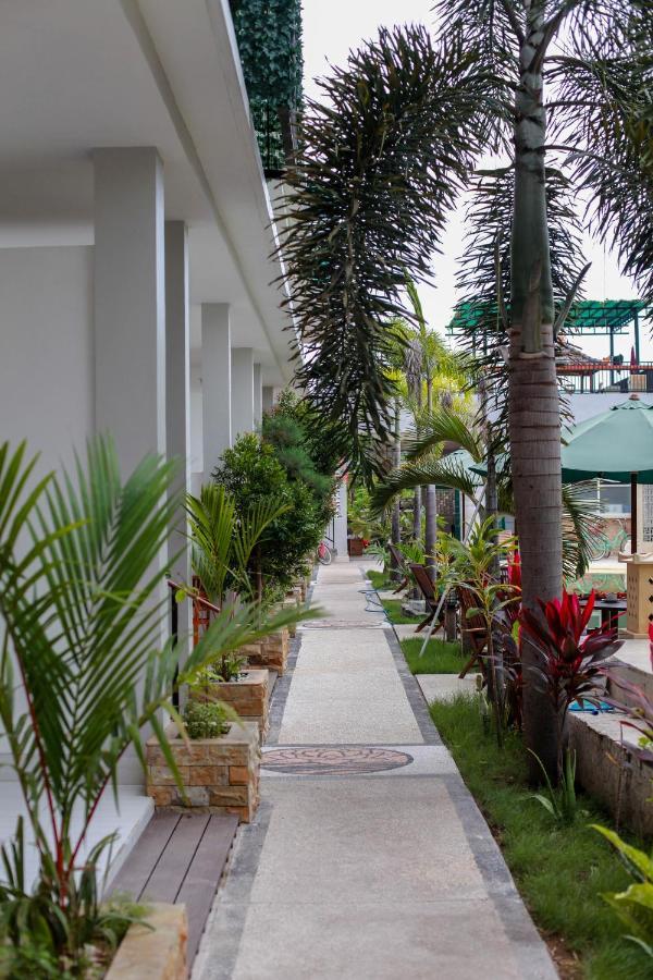 De Padma Gili Air Hotel Exterior photo