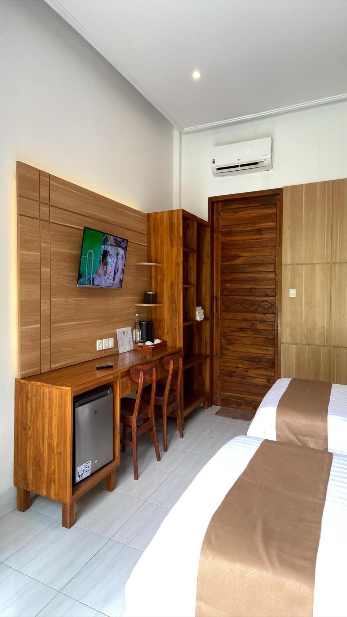 De Padma Gili Air Hotel Exterior photo