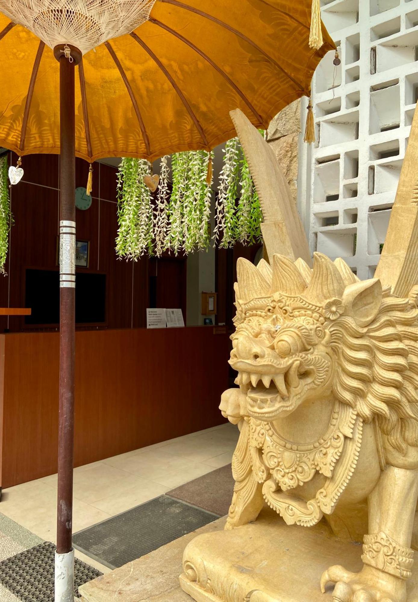 De Padma Gili Air Hotel Exterior photo